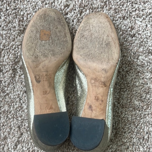 Chloe Gold Heels with Scalloped Edge and Rounded Toe - Picture 9 of 12